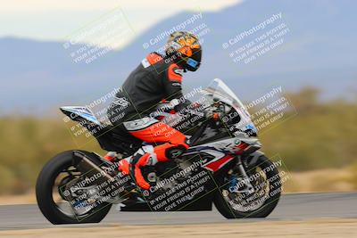 media/Jan-14-2023-SoCal Trackdays (Sat) [[497694156f]]/Turn 9 Set 2 (1130am)/